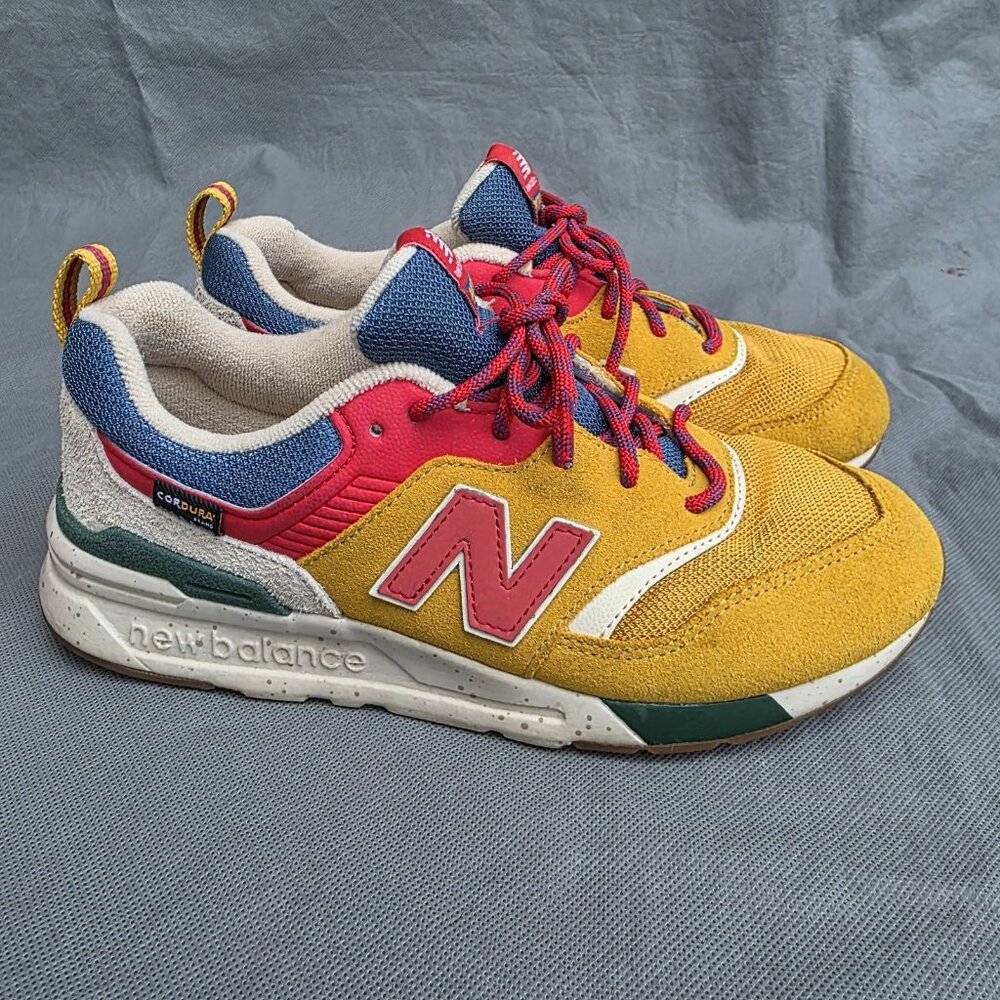 New Balance 997H Boy's Size 6 Varsity Gold Multicolored Sneaker